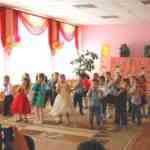 Танец воспитанников младшей группы